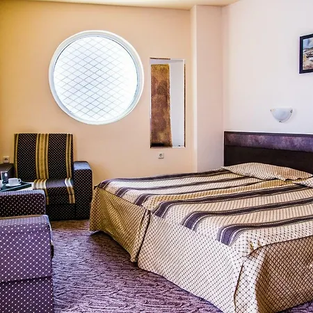 Amaris Hotel